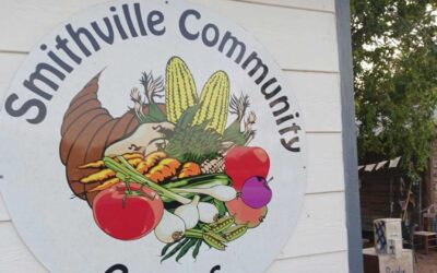 El bienestar, la creatividad y la amistad crecen en los huertos comunitarios de Smithville